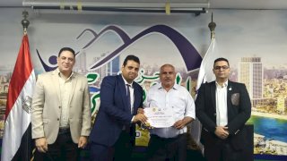 حزب المؤتمر يكرم المخترع سامي جرجس ويستعرض مشروع قانون تاريخي لدعم المبتكرين