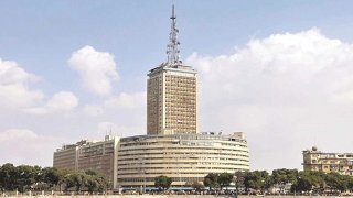 التاريخ الأسود لمذيعات بير السلم