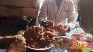 في حملة  على مطعم شهير.. ضبط 15 كيلوجرام لحوم غير صالحة للاستهلاك الآدمي بسوهاج