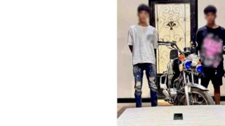 القبض علي عاطلين لقيامهما بسرقة محمول عامل باسوان