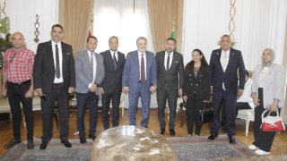 صوت الشعب والوفد في لقاء ببيت الأمة يجمع عراقة التاريخ برؤية المستقبل