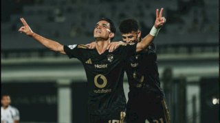 الأهلي يفوز على زد اف سي في الجولة الثانية للدوري المصري