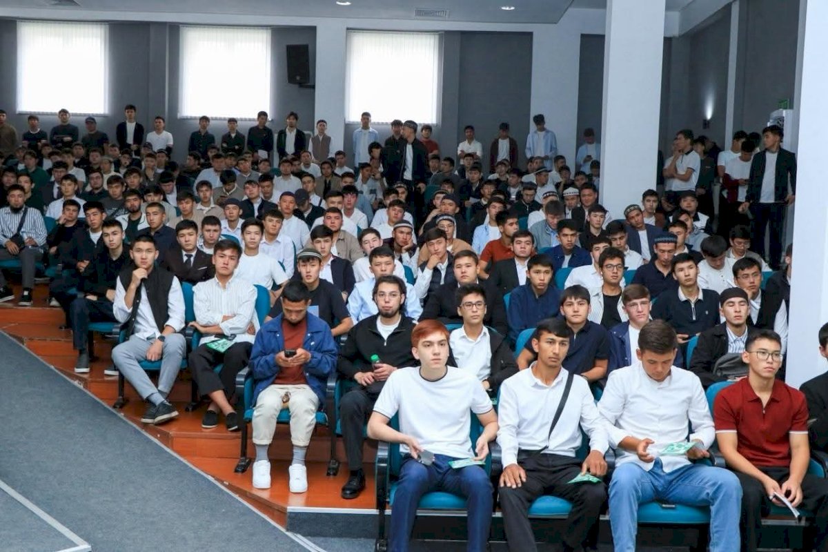 الجامعة المصرية للثقافة الإسلامية «نور-مبارك» تستقبل الطلاب الجدد للعام الدراسي الجديد