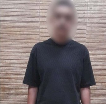 ضبط عاطل لقيامه بإدارة صفحة للترويج لبيع المقتنيات الأثرية والأحجار الكريمة بالفيوم