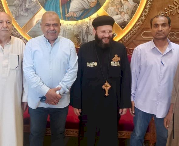 في تلاحم وطني:هيكل يزور كنيسة العذراء مريم والأنبا توماس بعزبة ناشد بالنوافعة