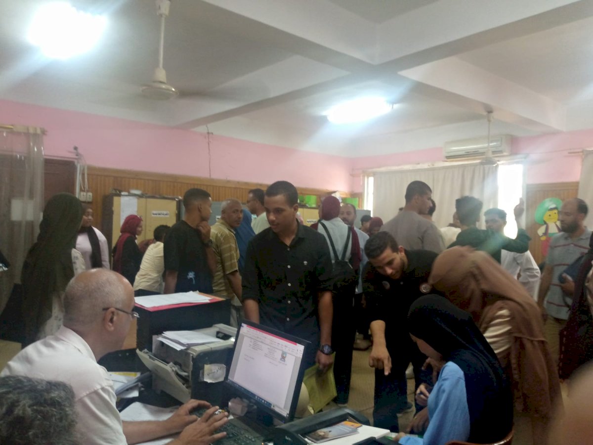 جامعة قنا تستقبل طلاب الطب البيطري الجدد