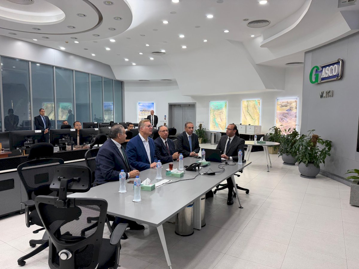وزير البترول خلال زيارته "ناتا" نجاح منظومة تأمين إمدادات الغاز خلال ذروة الاستهلاك الكهربائي
