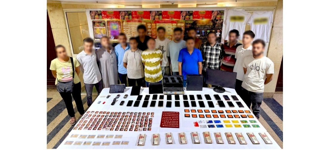 ضبط تشكيل عصابى لقيامه بالنصب على المواطنين باستثمار اموالهم عبر المنصات الإلكترونية