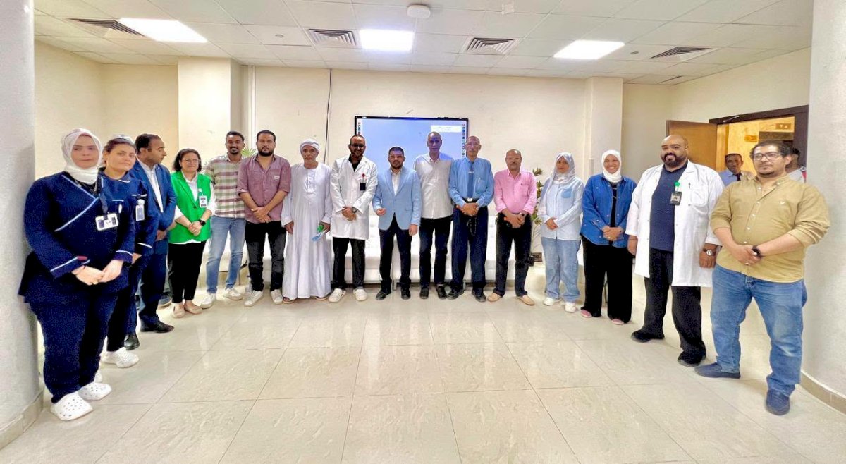 مدير هيئة الرعاية الصحية بالأقصر يناقش أوضاع المستشفيات بأرمنت