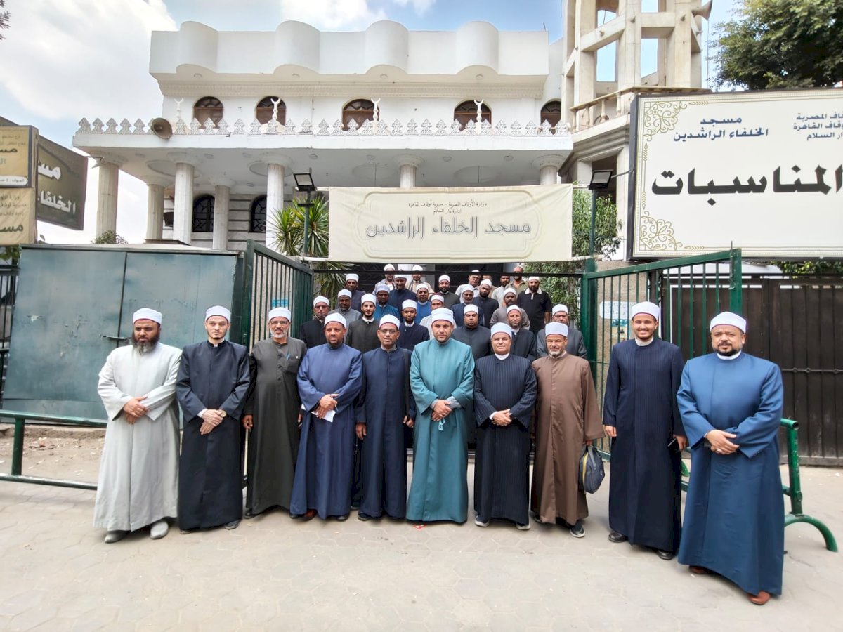 الأوقاف تُسيِّر قافلة دعوية موسعة إلى مساجد إدارات عين شمس والمطرية ودار السلام