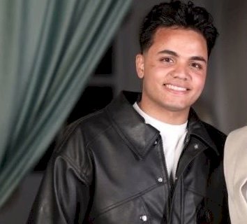 طعنات مباغته تمزق جسد طالب قبل سفره لجامعة أسيوط