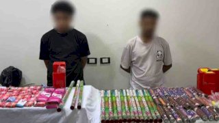 ضبط طالب ومالك مقهي لقيامهما بإدارة صفحة للترويج لبيع الألعاب النارية بالفيوم