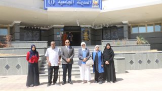 نائب رئيس جامعة قنا يتفقد المدن الجامعية استعدادًا لاستقبال الطلاب