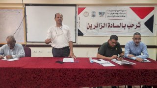 عبدالرافع جاد يجتمع بمديري مدارس فرشوط لوضع اللمسات الأخيرة قبل بدء الدراسة