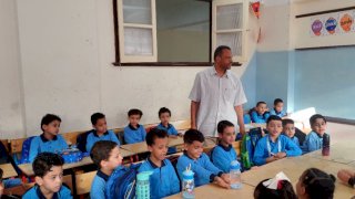 عبدالواحد يشدد على الانضباط والنظافة خلال جولة ميدانية لمدارس أبوتشت