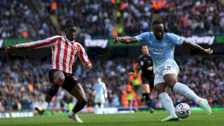 مانشستر سيتي يفوز على  سندرلاند وينفرد بصدارة الدوري الإنجليزي