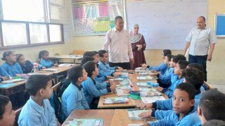 توجيهات حاسمة لمدير تعليم أبوتشت خلال جولة ميدانية