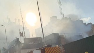 الاجهزة الامنية: إخماد حريق محدود فى الواجهة الجانبية لقسم شرطة الأزبكية بالقاهرة