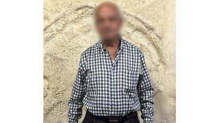 اعرف اسباب فيديو مشاجرة مُسن وسيدة داخل عربة بمترو الأنفاق بالقاهرة
