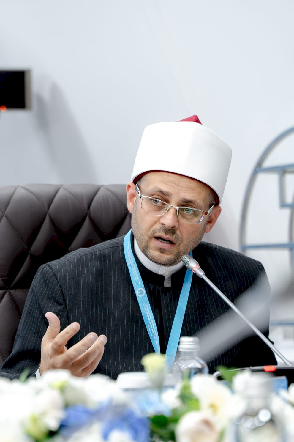 رئيس الإدارة المركزية لشئون المساجد والقرآن يمثل الوزارة في مؤتمر قادة الأديان بكازاخستان