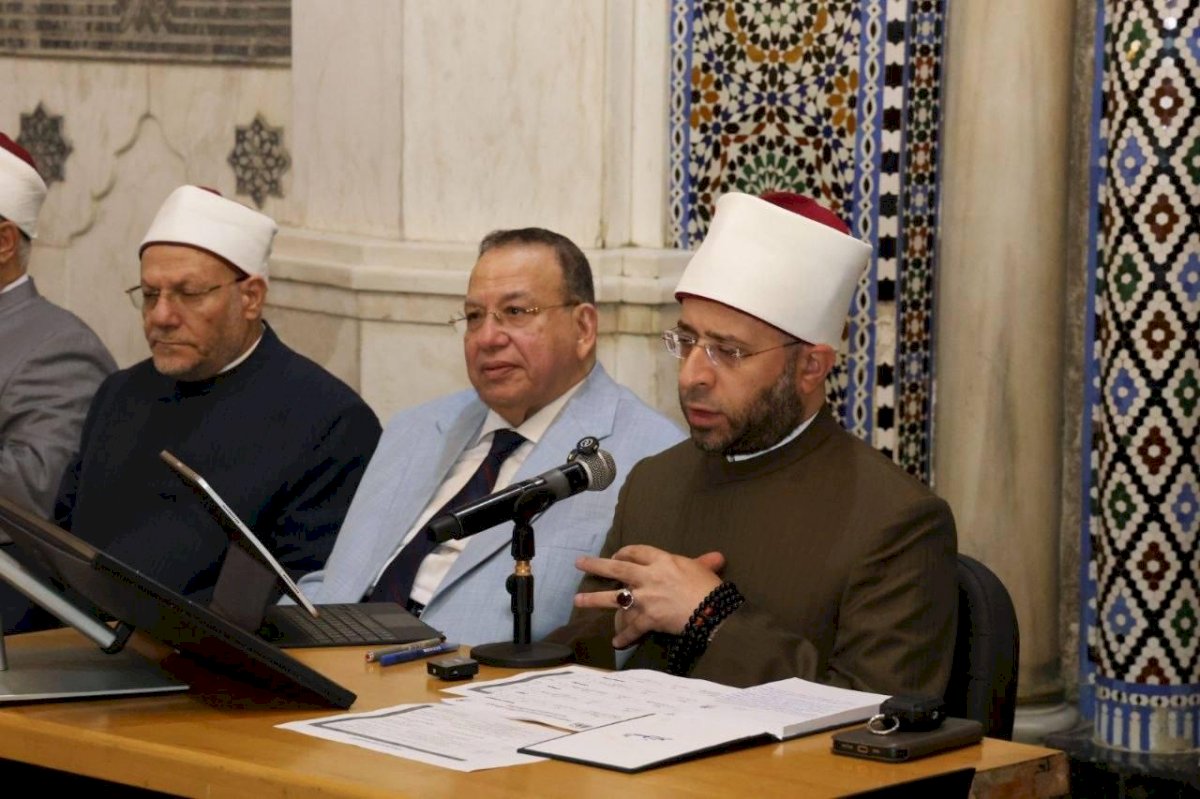 وزير الأوقاف يشهد الملتقى العاشر للفكر الإسلامي الدولي بمسجد الإمام الحسين