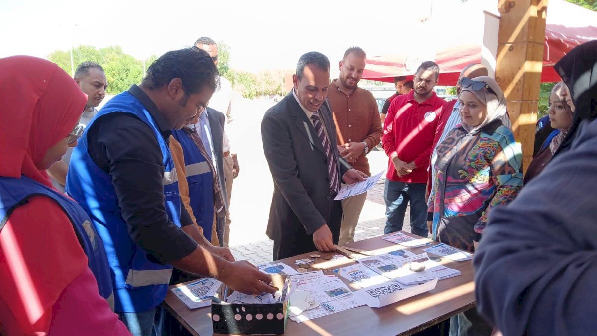 جامعة أسوان تطلق جامعة أسوان تطلق RED WEEK للتوعية  بالتعاون مع الهلال الأحمر  للتوعية  بالتعاون مع الهلال الأحمر