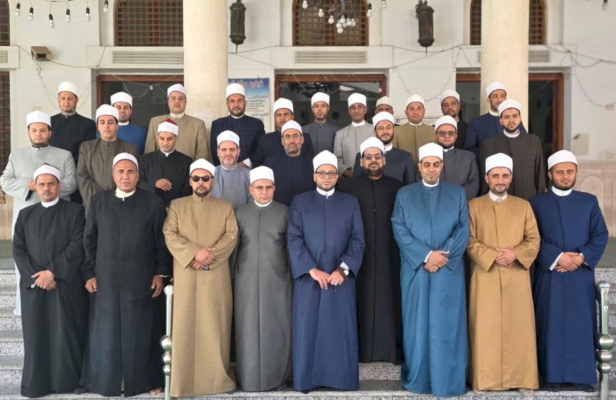 قوافل الأوقاف الدعوية تواصل رسالتها ببورسعيد والسويس لتعزيز الأمن الفكري والاستقرارالوطني