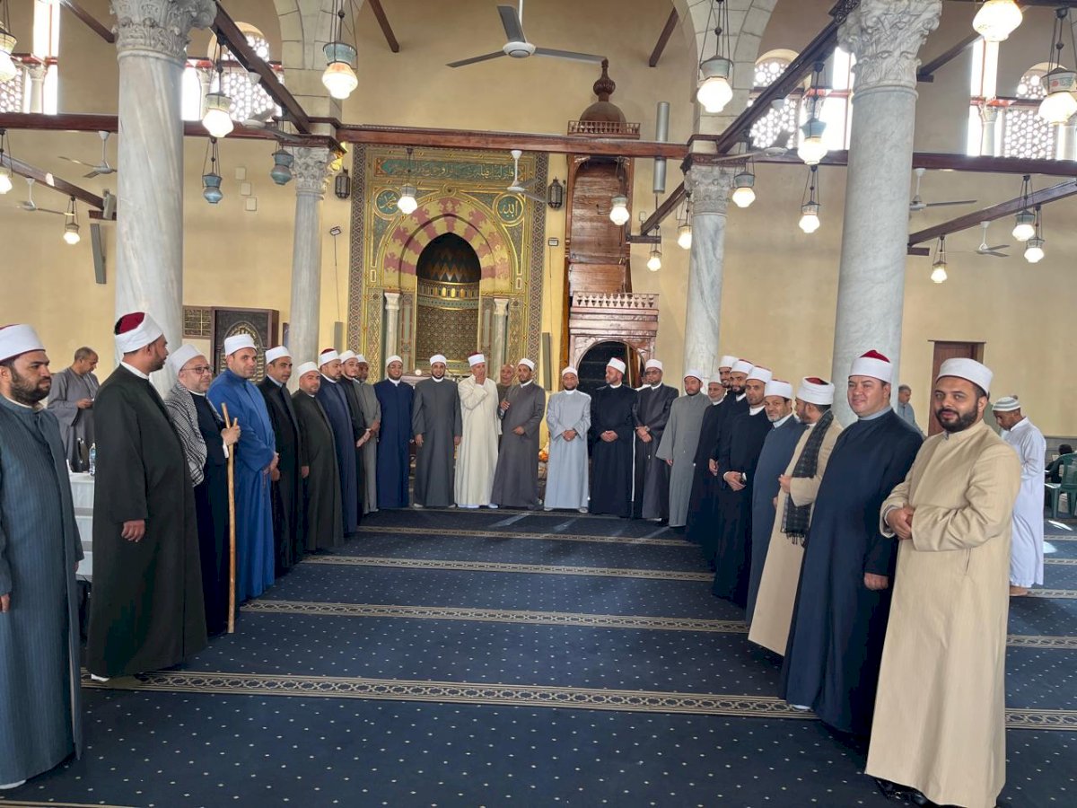 الأوقاف تُسيِّر قافلة دعوية موسعة إلى مساجد غرب وجنوب القاهرة والمعادي للتوعية بمخاطر الألعاب الإلكترونية