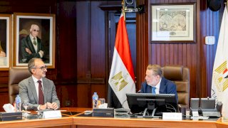 محافظ المركزي يبحث مع المدير الجديد لقسم شمال إفريقيا بمؤسسة التمويل الدولية التنمية الاقتصادية