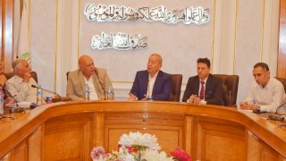 غرفة القاهرة تحتضن اجتماعًا لأنشطة قطع غيار السيارات والمحاجر والساعات