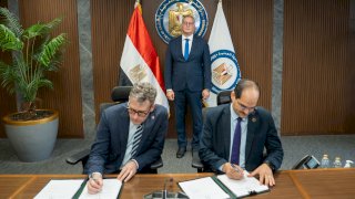 وزير البترول يشهد توقيع اتفاقية للبحث عن الغاز الطبيعي بين «إيجاس» وشركة «شيفرون» العالمية