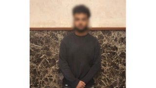 ضبط طالب لقيامه بإدارة صفحة بمواقع التواصل للترويج لبيع العملات المحلية المزورة بالقليوبية