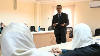 دورة "مهارات الوعظ الديني للواعظات" تناقش أساليب التضليل الإعلامي والقراءات القرآنية