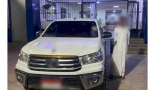 ضبط سائق سيارة "ربع نقل" لقيامه بآداء حركات إستعراضية بسيناء معرضاً حياته والمواطنين للخطر