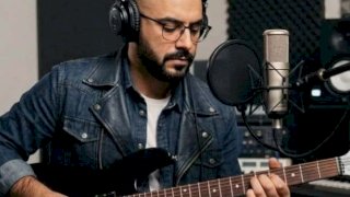 هاني سليم يقتحم عالم الغناء بأغنية لسه شاريك