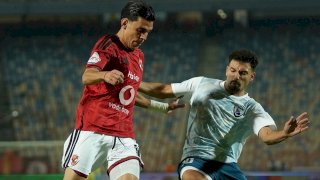 الأهلي يتعادل بصعوبة مع القناة في الدوري المصري
